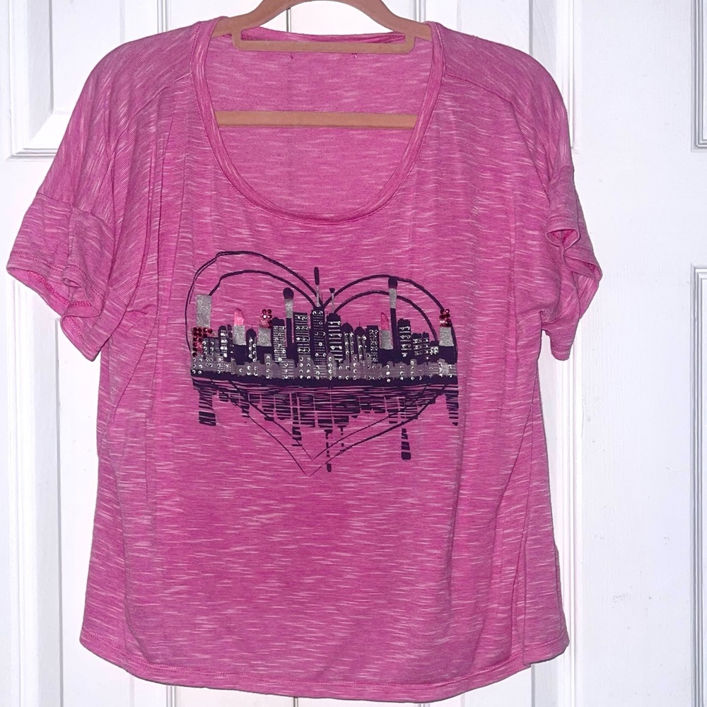 Early 2000's Style& Co pink city top w/rhinestones